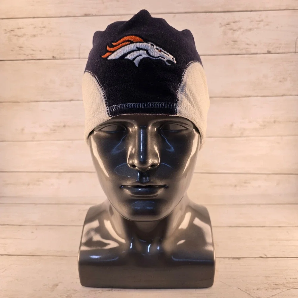 NWT Reebok NFL Denver Broncos Beanie NVY Blue White Fleece Waffle Knit Reverible